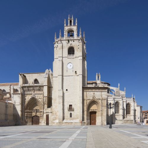 Torre de la Catedral de San Antolín de Palencia.