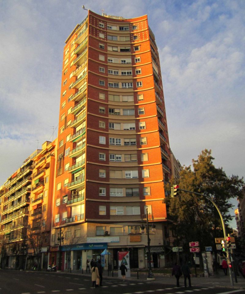 Primeros rascacielos españoles en carrer de Sagunto 1 de Valencia