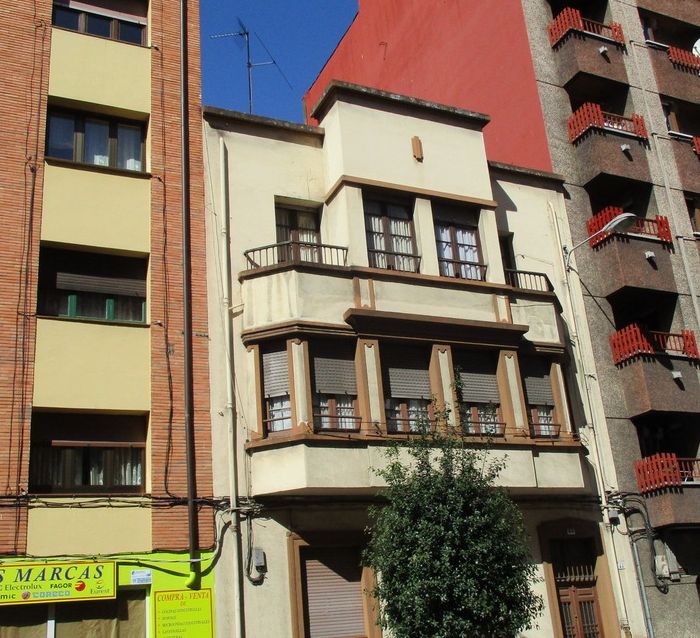 Art Decó de Gijón Zigzag Moderne en Cean Bermúdez 44