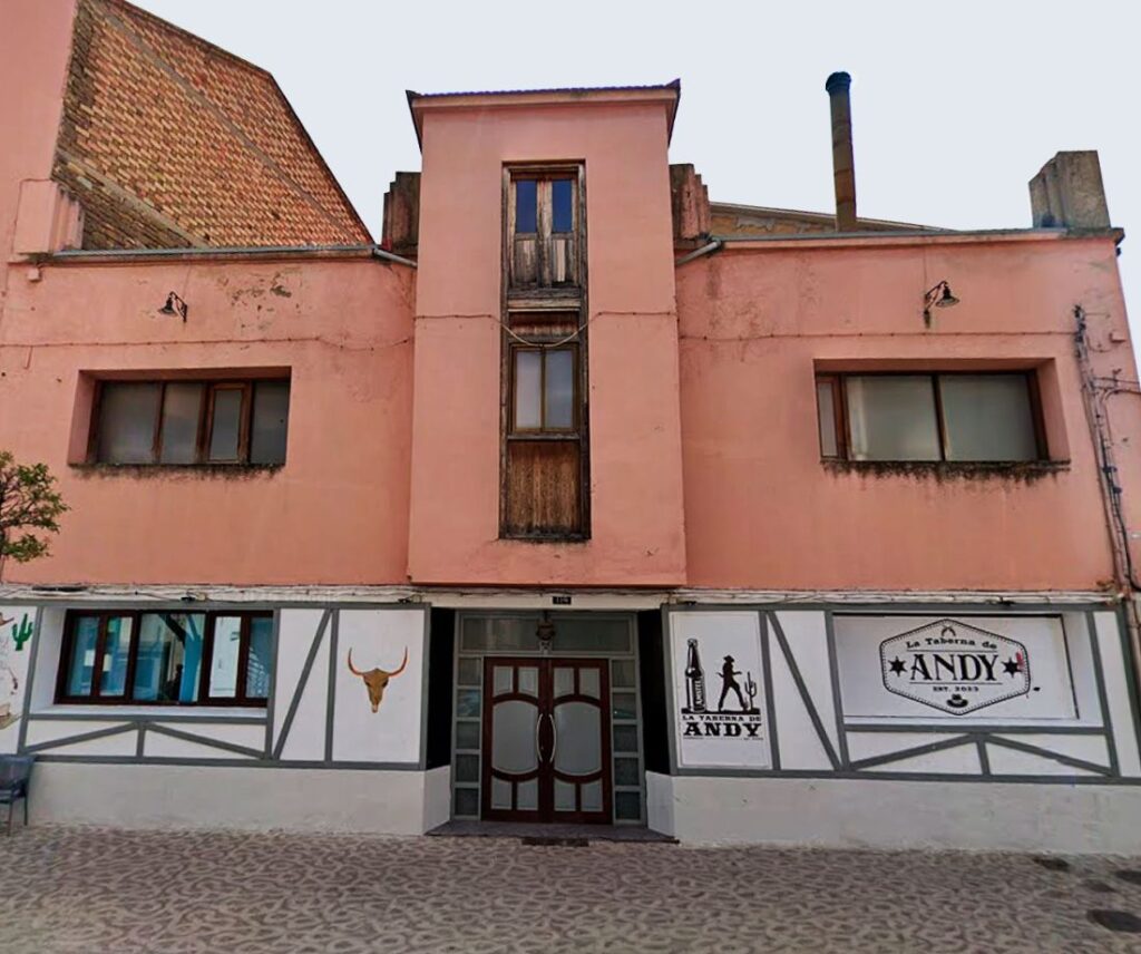 Huesca Art Decó Zigzag Moderne en la calle Serrablo 114 Sabiñánigo