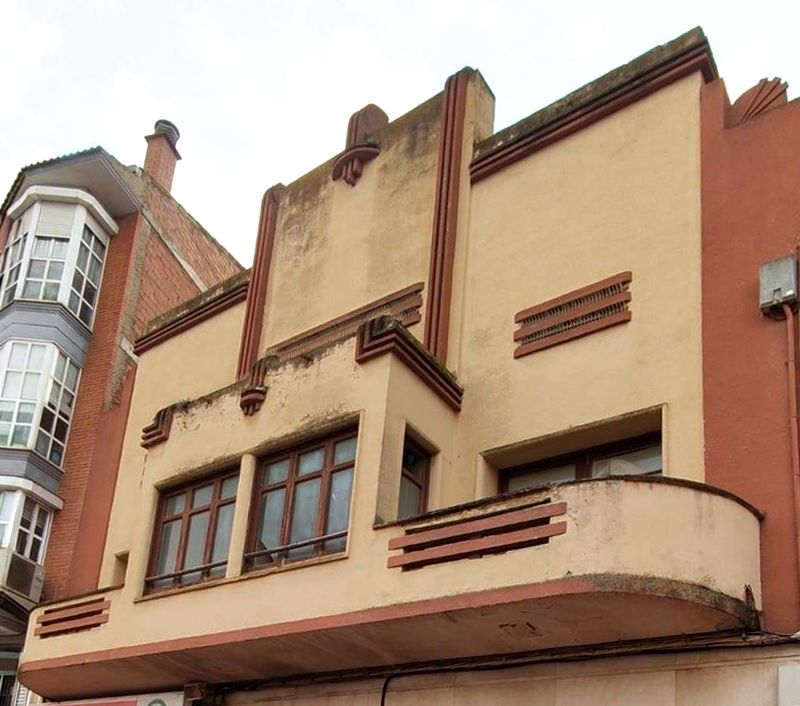 Paseo del Hortaz 9 Tamarite de Litera Huesca Art Decó Streamline Moderne
