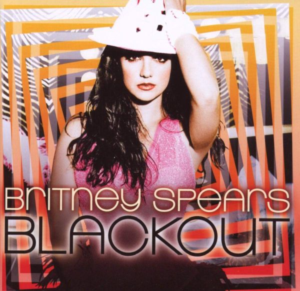 Blackout de Britney Spears y Bionic de Christina Aguilera