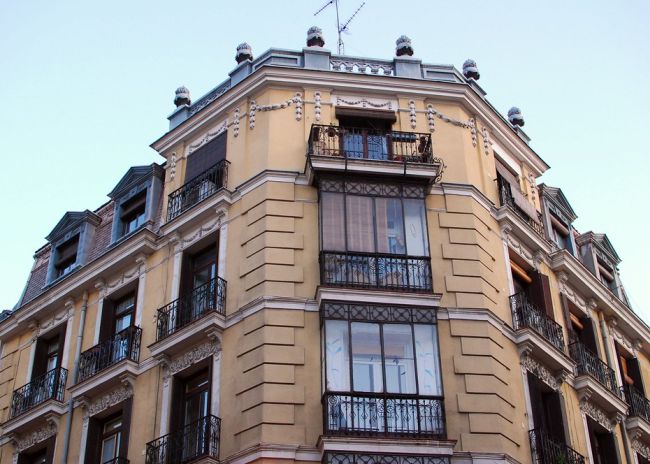 Edificios modernistas en Madrid barrio de Malasaña
